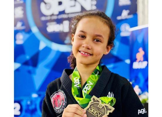 Beatriz Dourado, atleta de Irecê, se prepara para o Mundial Kids de Jiu-Jítsu