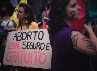 Câmara aprova urgência de texto que equipara aborto a crime de homicídio; entenda o que é o aborto legal e quando ele é permitido