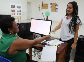 Estudantes da rede estadual já podem fazer renovação de matrícula para 2025