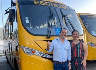 João Dourado recebe novo transporte escolar