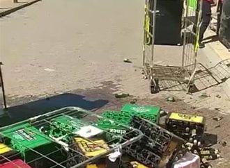 Motorista bêbado invade distribuidora de bebidas com o carro em Ibititá