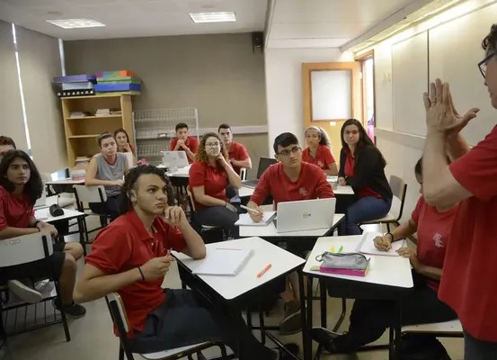 Pé-de-Meia: pagamento a estudantes começa nesta segunda-feira