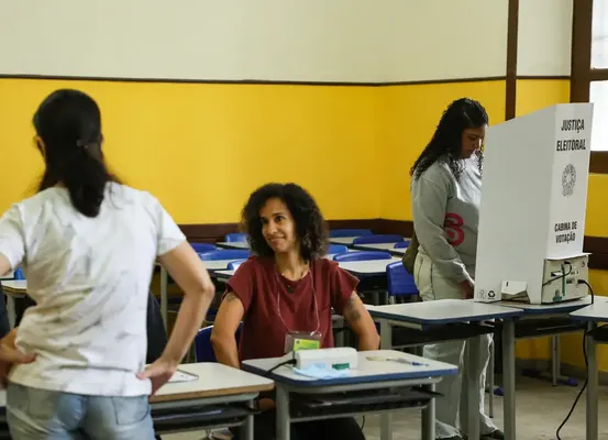 Segundo turno das eleições acontece neste domingo